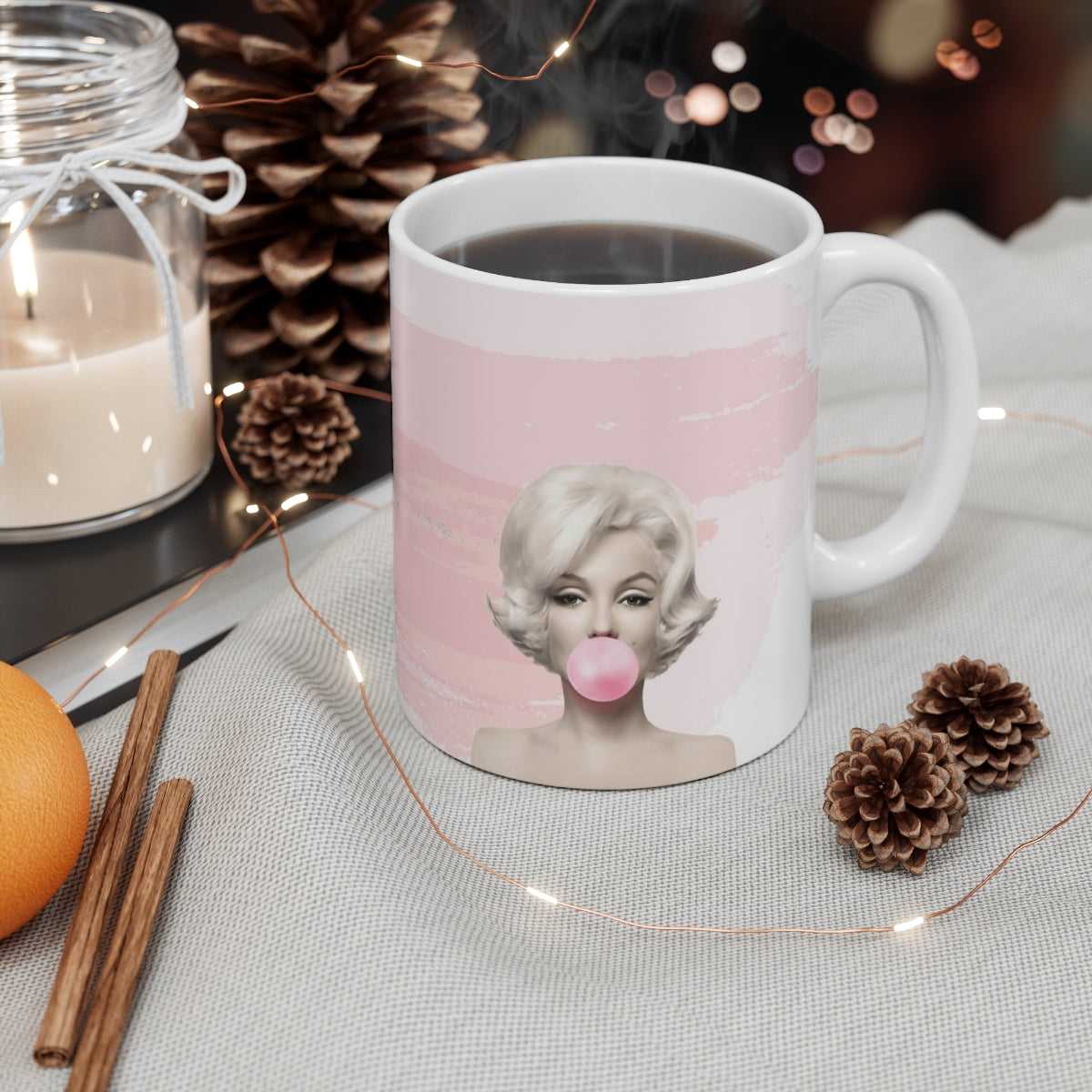 Marilyn Monroe Bubblegum Mug 11oz