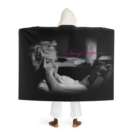 Marilyn Monroe Hooded Sherpa Fleece Blanket, Hooded Shrug - Hot Pink Autograph