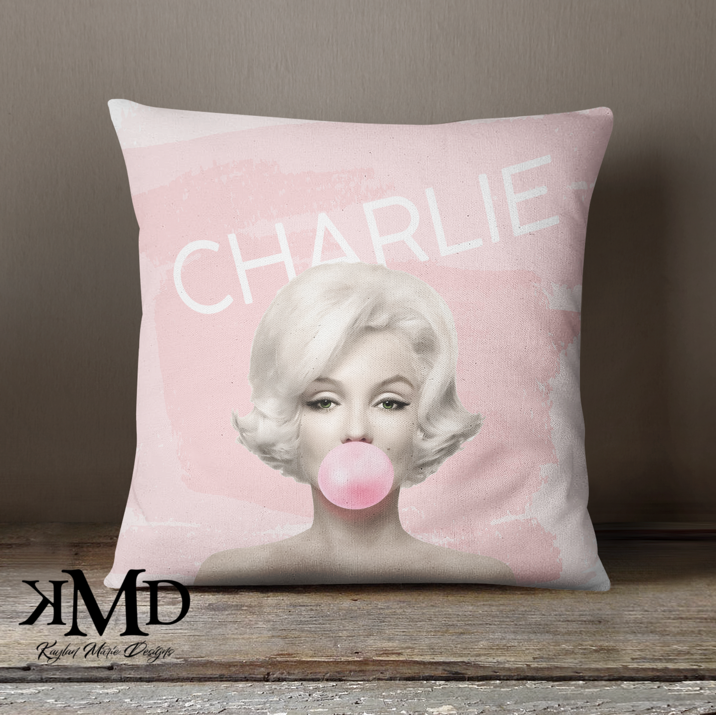 Personalized Marilyn Monroe Bubblegum Pillow - Pink