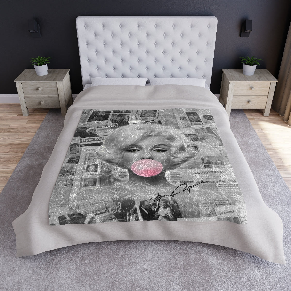 Marilyn Monroe Blanket, Crushed Velvet Blanket, Marilyn Bubblegum Pink International News Bag